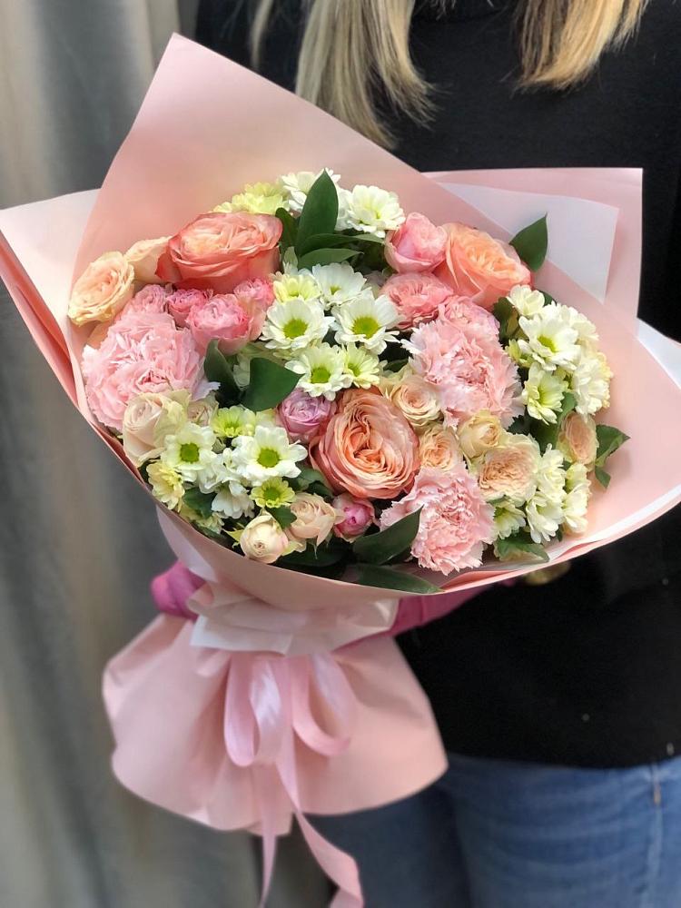 Букет цветов из: Гвоздики, Розы и Хризантемы в Троицком