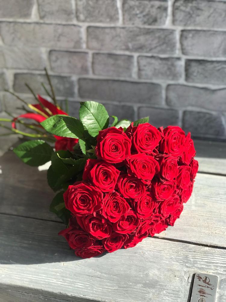 Букет Красные розы Фридом в Троицком