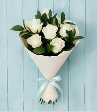 Букет цветов из:  Розы в Троицком