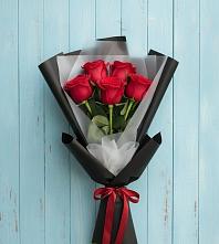 Букет цветов из:  Розы в Троицком