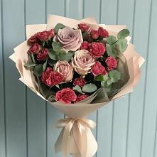 Букет цветов из:  Гвоздики и Розы #REPLACE_PRED# Троицком
